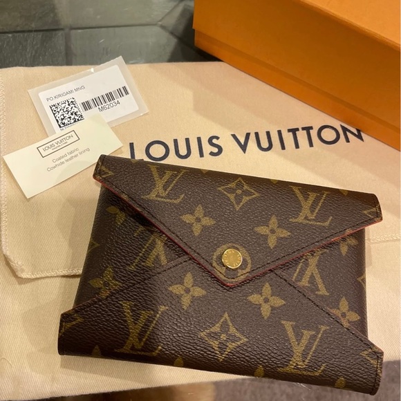 **sold***brand new Louis Vuitton medium kirigami pochette - Picture 5 of 7
